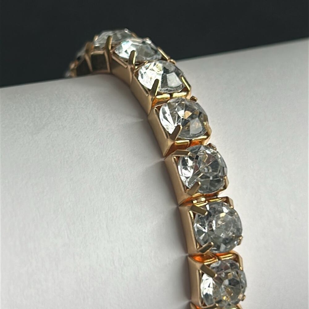 Women’s vintage‎ gold tone crystal bracelet one size stretches - Picture 2 of 6